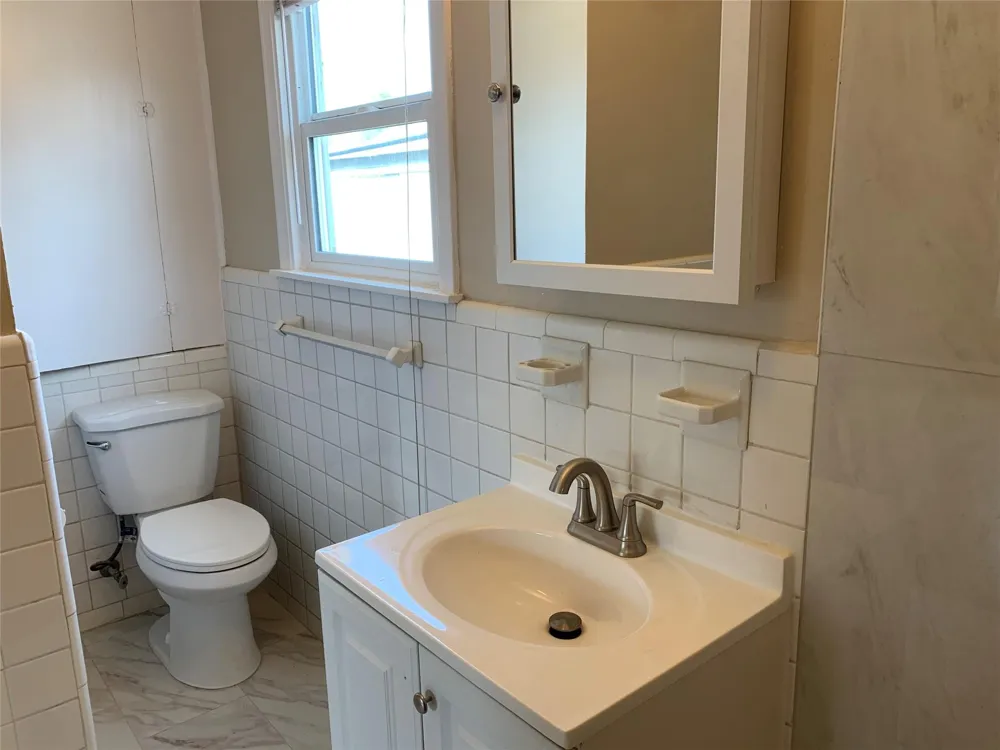 307 Avondale Street #1.5 Houston, TX 77006