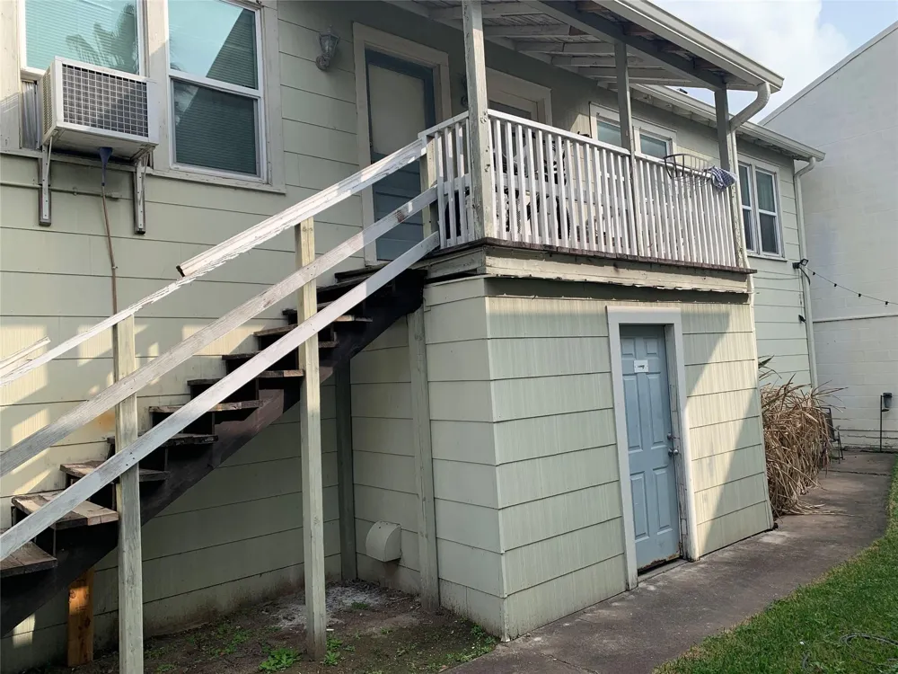 307 Avondale Street #1.5 Houston, TX 77006