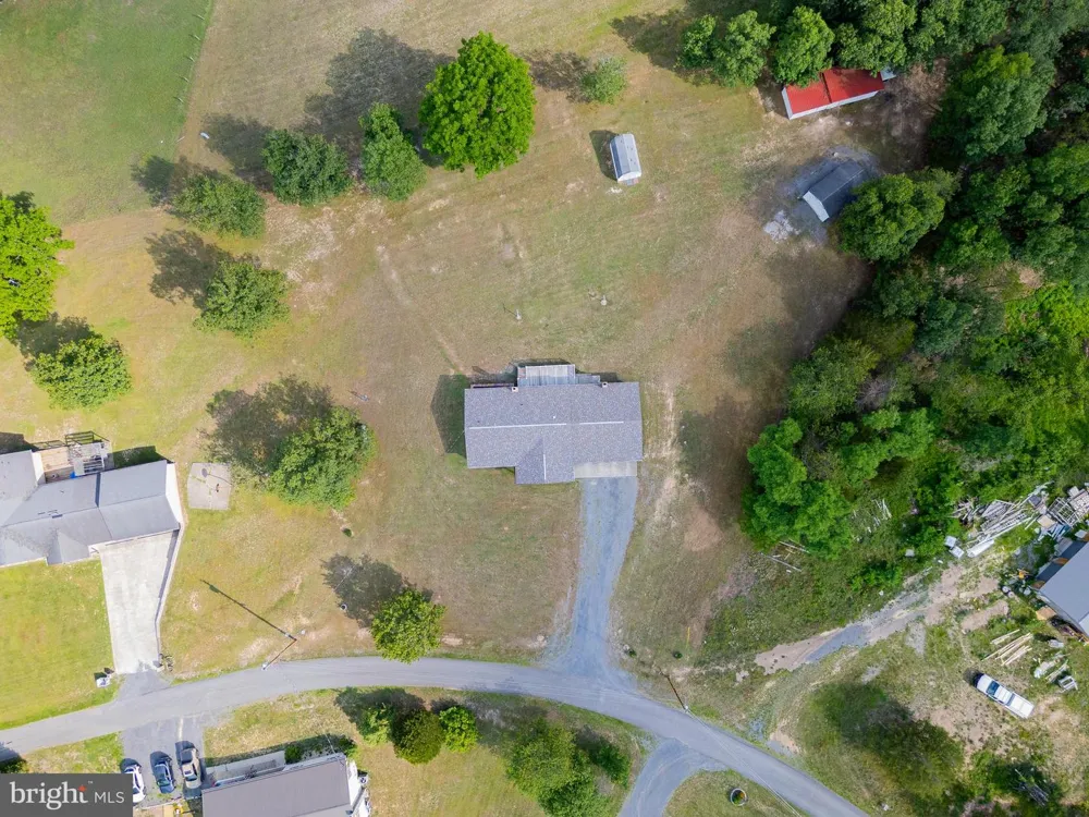 162 STRATUS DRIVE Cabins, WV 26855