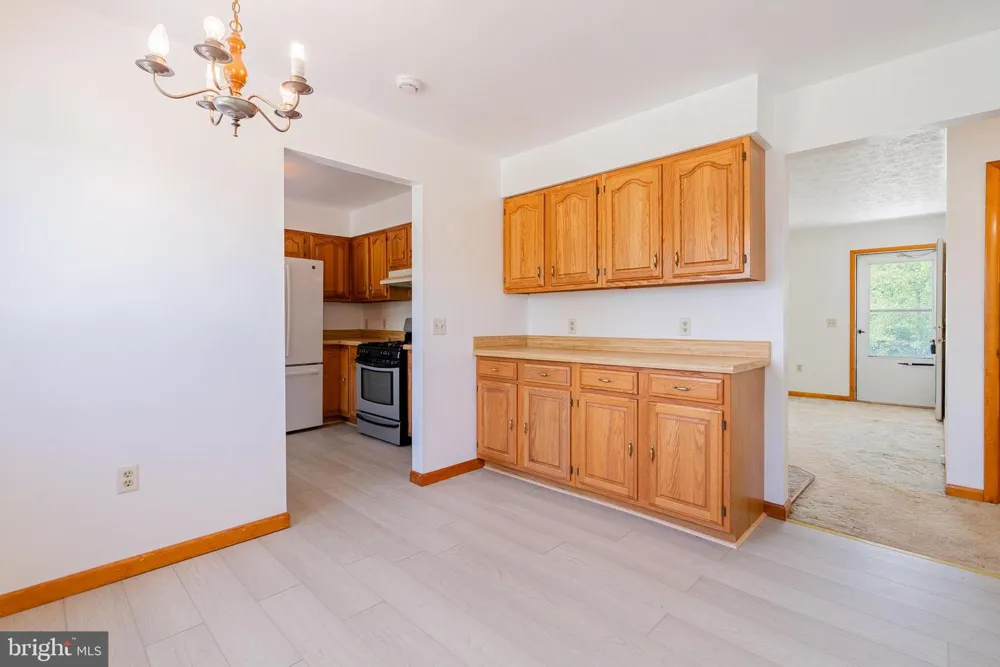 162 STRATUS DRIVE Cabins, WV 26855