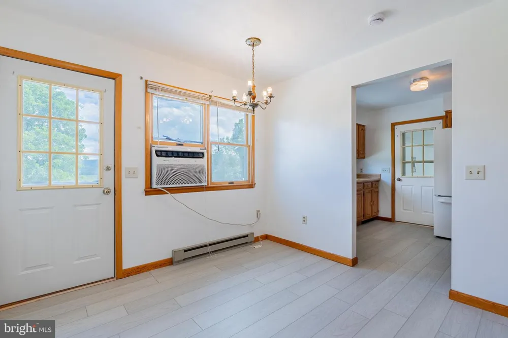 162 STRATUS DRIVE Cabins, WV 26855