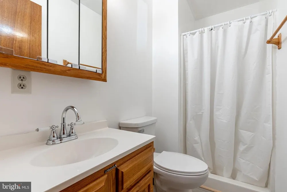 162 STRATUS DRIVE Cabins, WV 26855