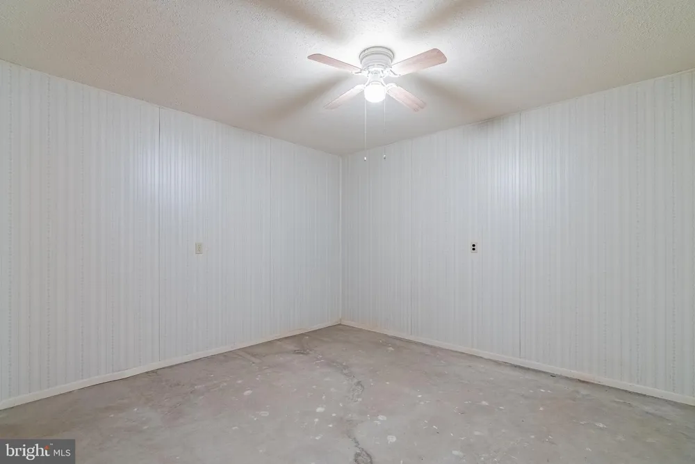 162 STRATUS DRIVE Cabins, WV 26855