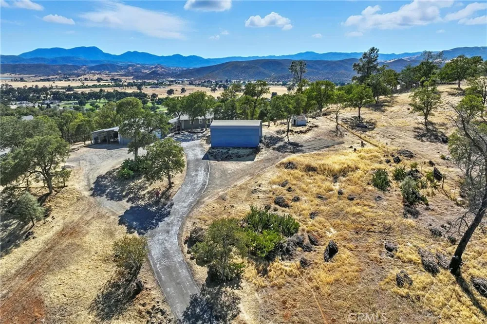 19415 Dallas Court Hidden Valley Lake, CA 95467