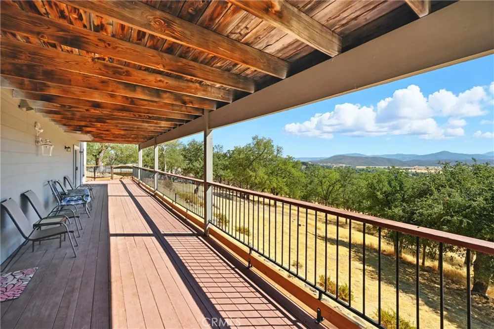 19415 Dallas Court Hidden Valley Lake, CA 95467