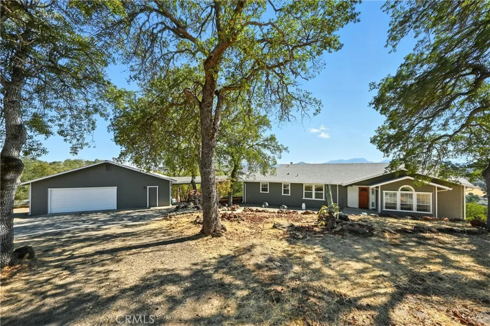 19415 Dallas Court Hidden Valley Lake, CA 95467
