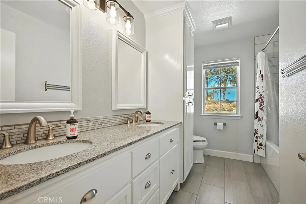 19415 Dallas Court Hidden Valley Lake, CA 95467