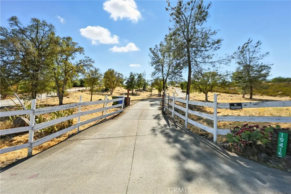 19415 Dallas Court Hidden Valley Lake, CA 95467