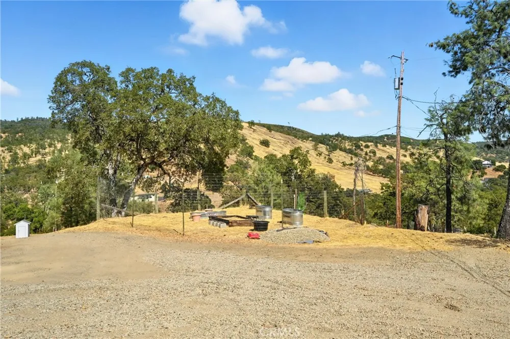 19415 Dallas Court Hidden Valley Lake, CA 95467