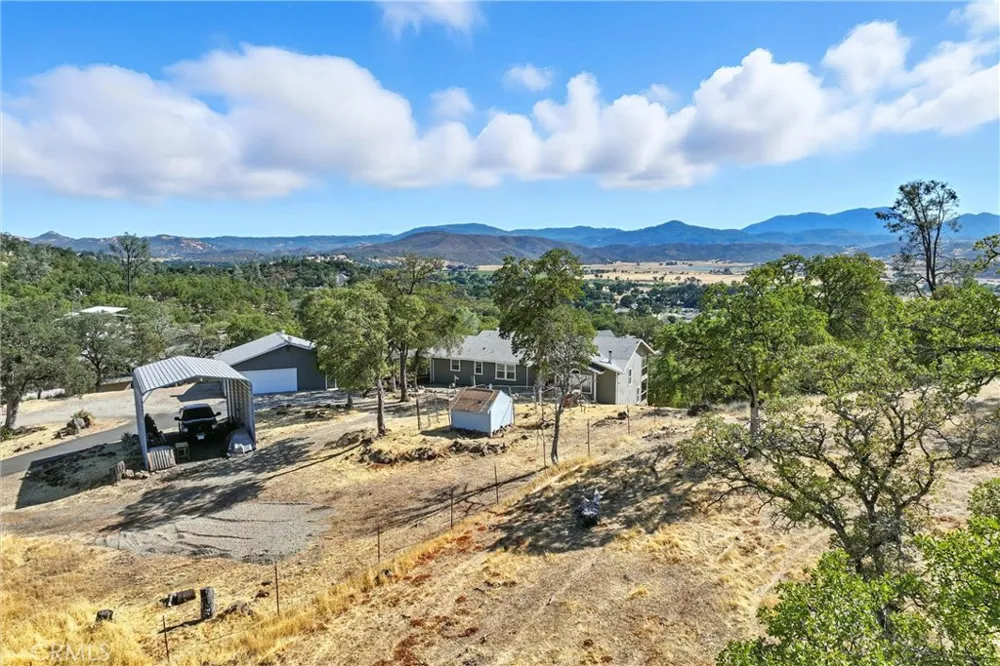 19415 Dallas Court Hidden Valley Lake, CA 95467