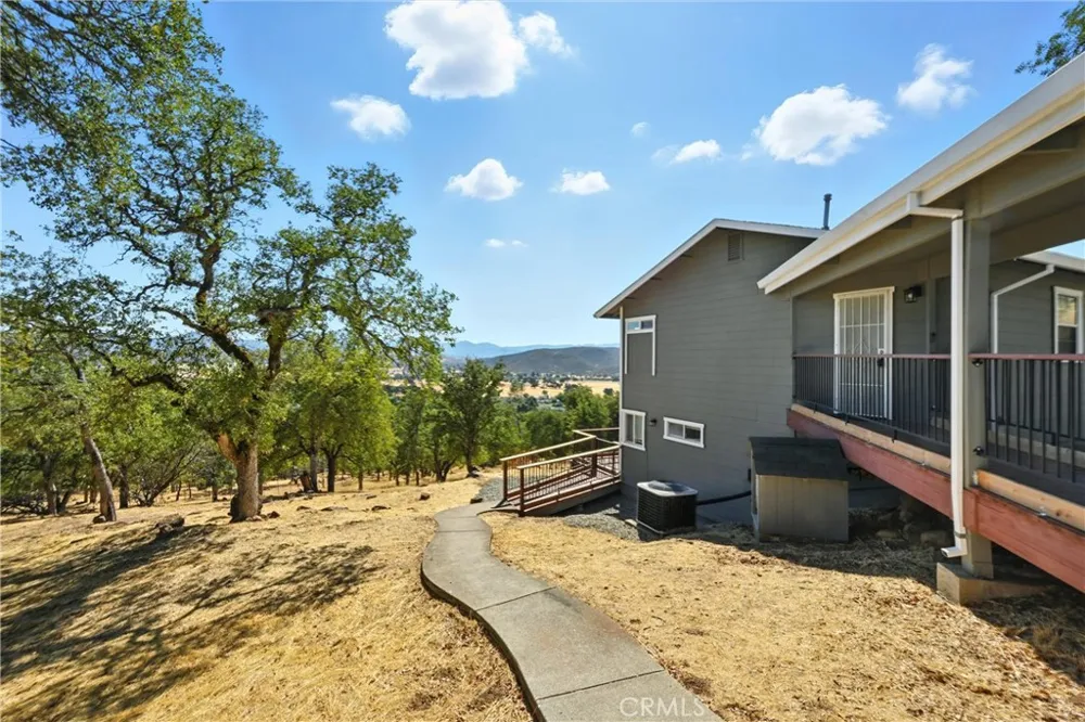 19415 Dallas Court Hidden Valley Lake, CA 95467
