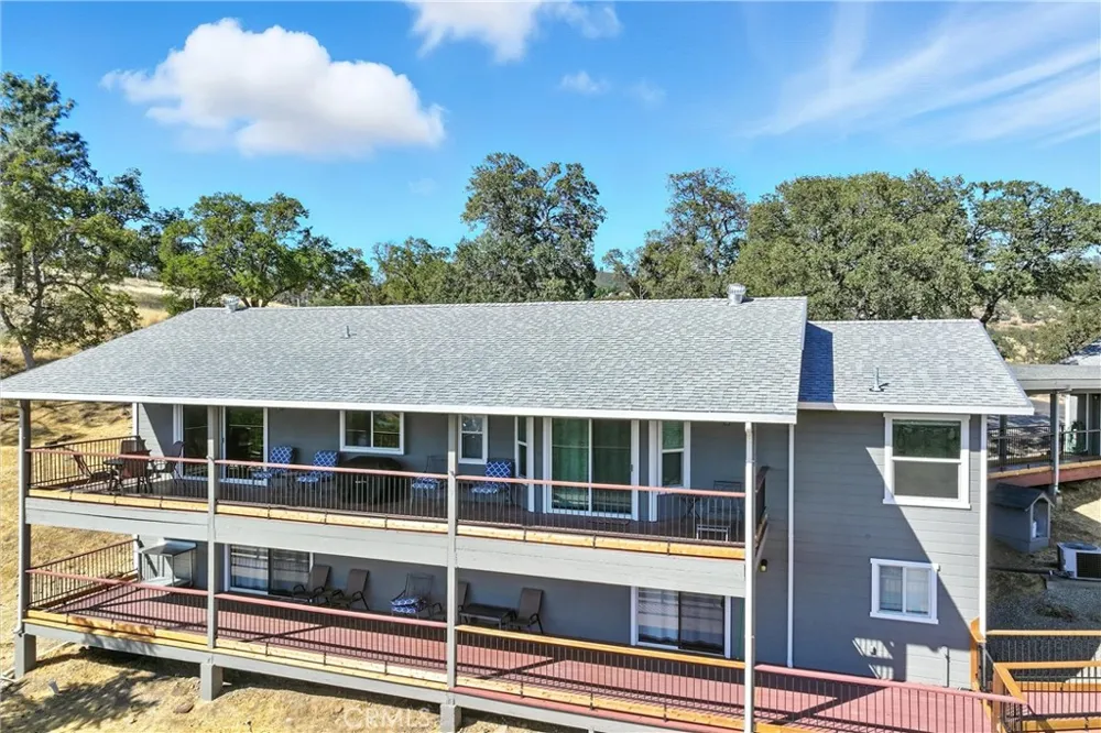 19415 Dallas Court Hidden Valley Lake, CA 95467