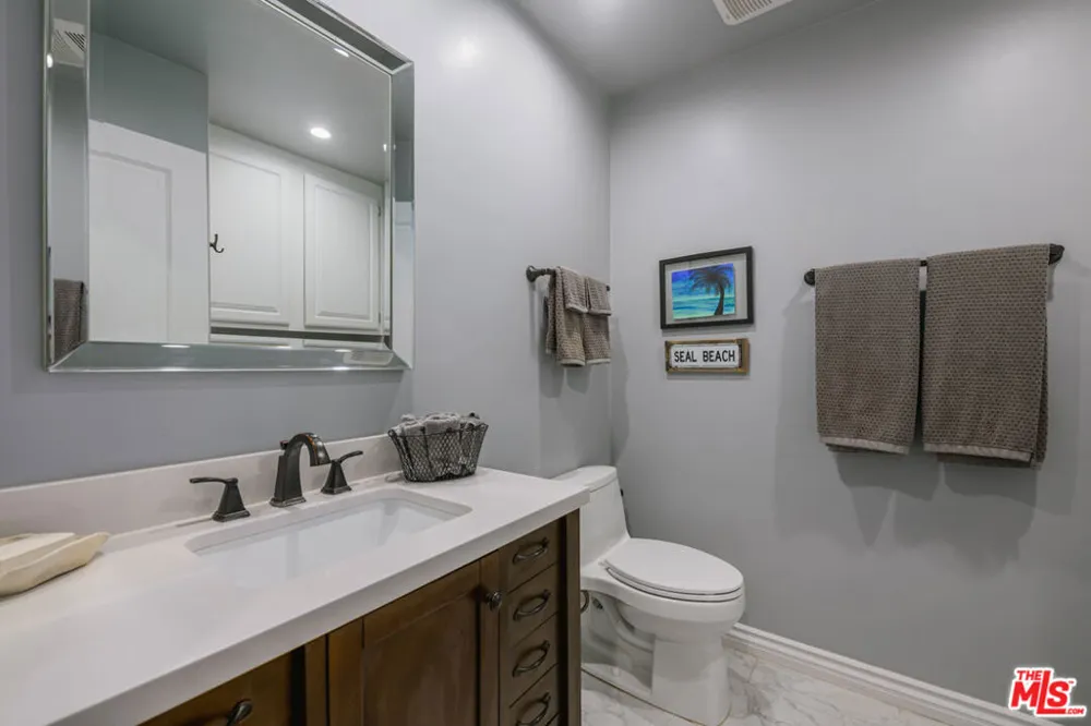 118 3rd Street Seal Beach, CA 90740