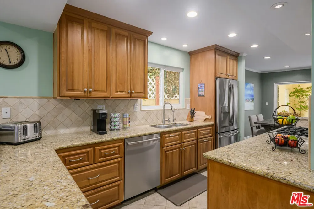 118 3rd Street Seal Beach, CA 90740