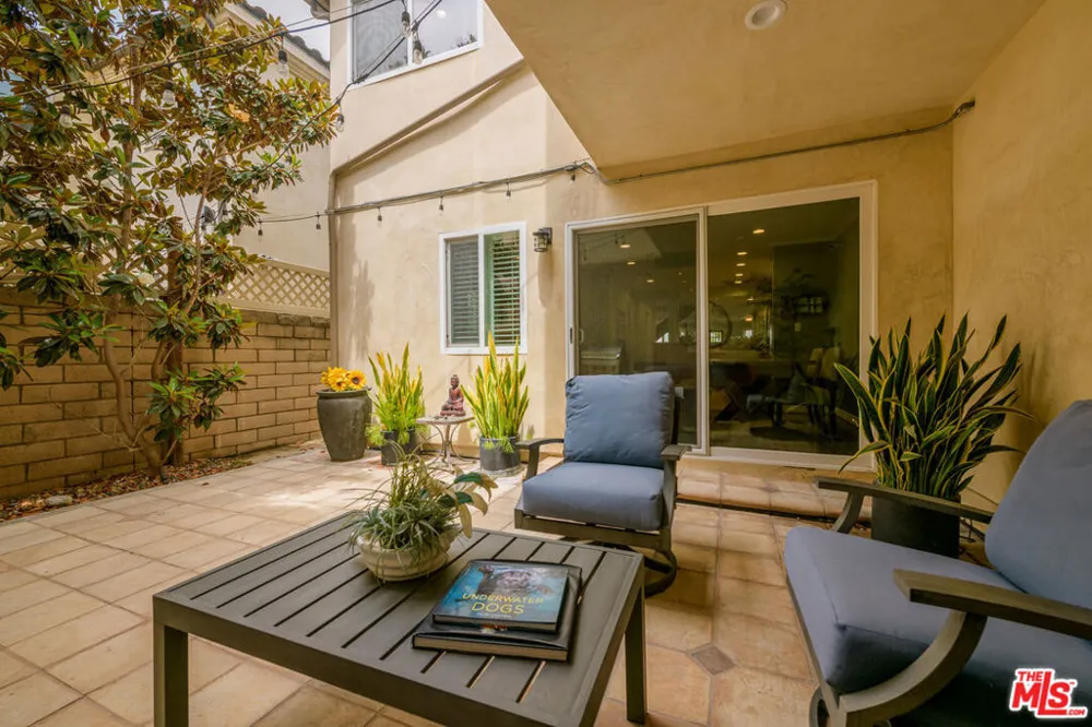118 3rd Street Seal Beach, CA 90740