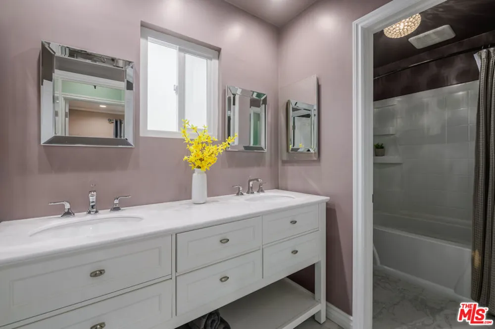 118 3rd Street Seal Beach, CA 90740
