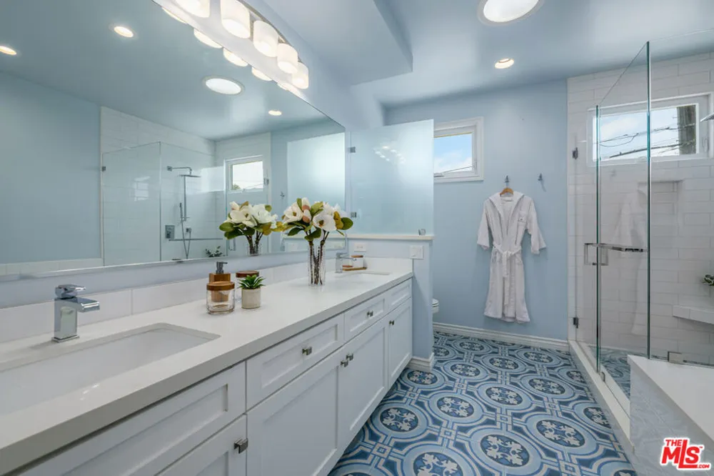 118 3rd Street Seal Beach, CA 90740