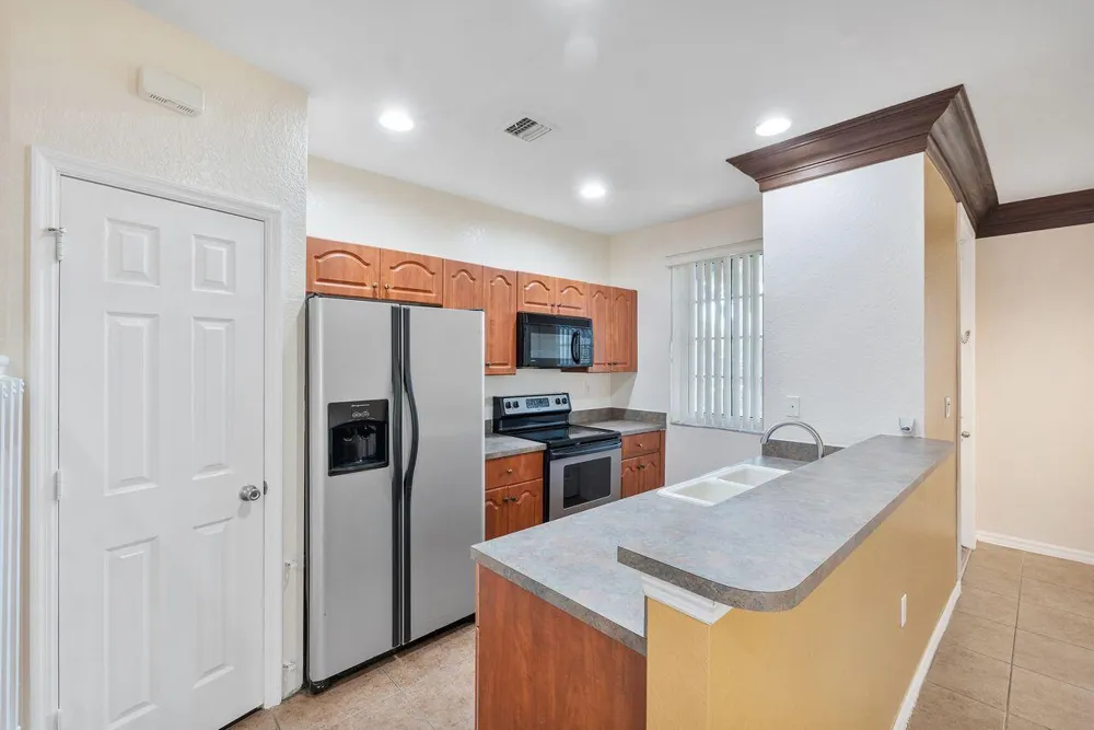1912 SW 60th Avenue North Lauderdale, FL 33068