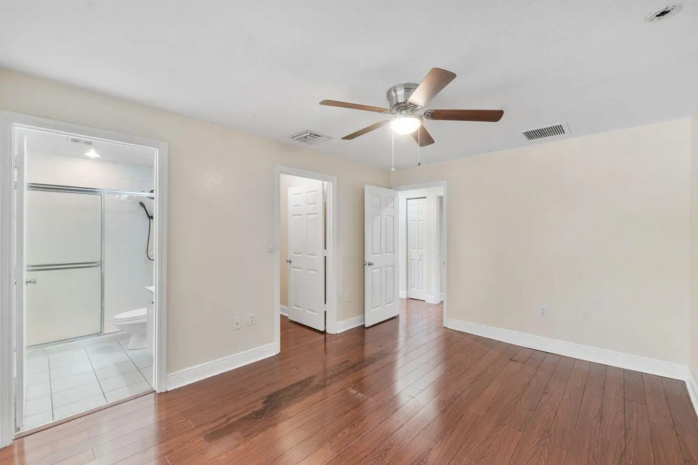 1912 SW 60th Avenue North Lauderdale, FL 33068