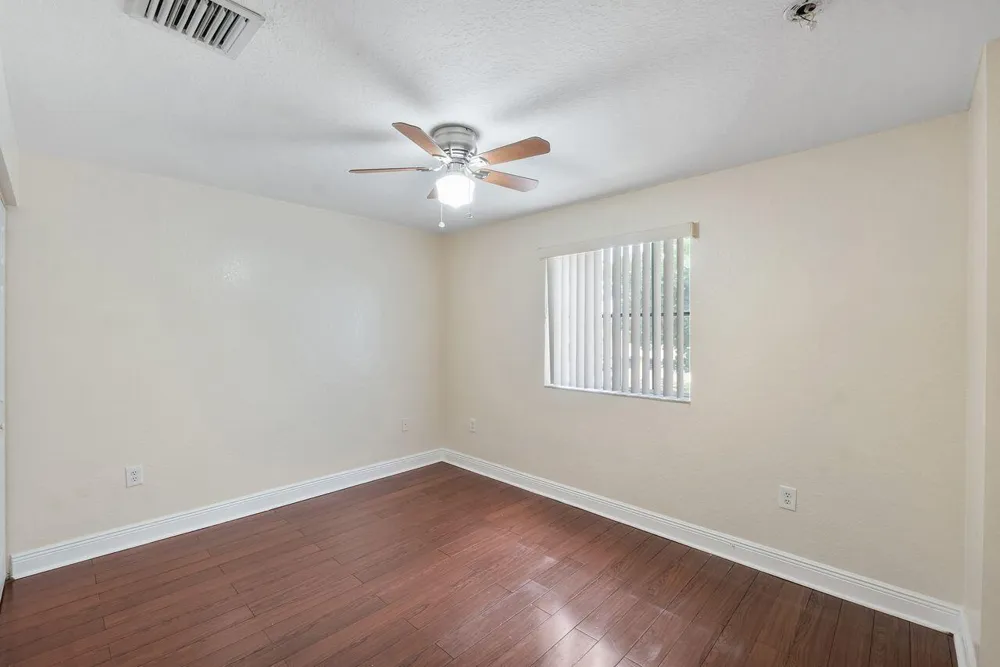 1912 SW 60th Avenue North Lauderdale, FL 33068