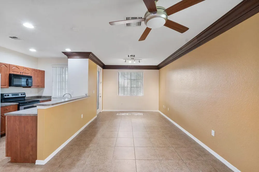 1912 SW 60th Avenue North Lauderdale, FL 33068