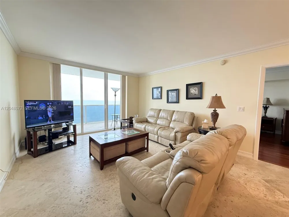 1800 S Ocean Dr #2203 Hallandale Beach, FL 33009