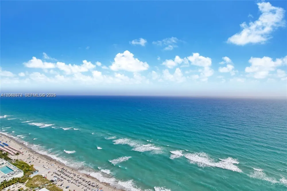 1800 S Ocean Dr #2203 Hallandale Beach, FL 33009