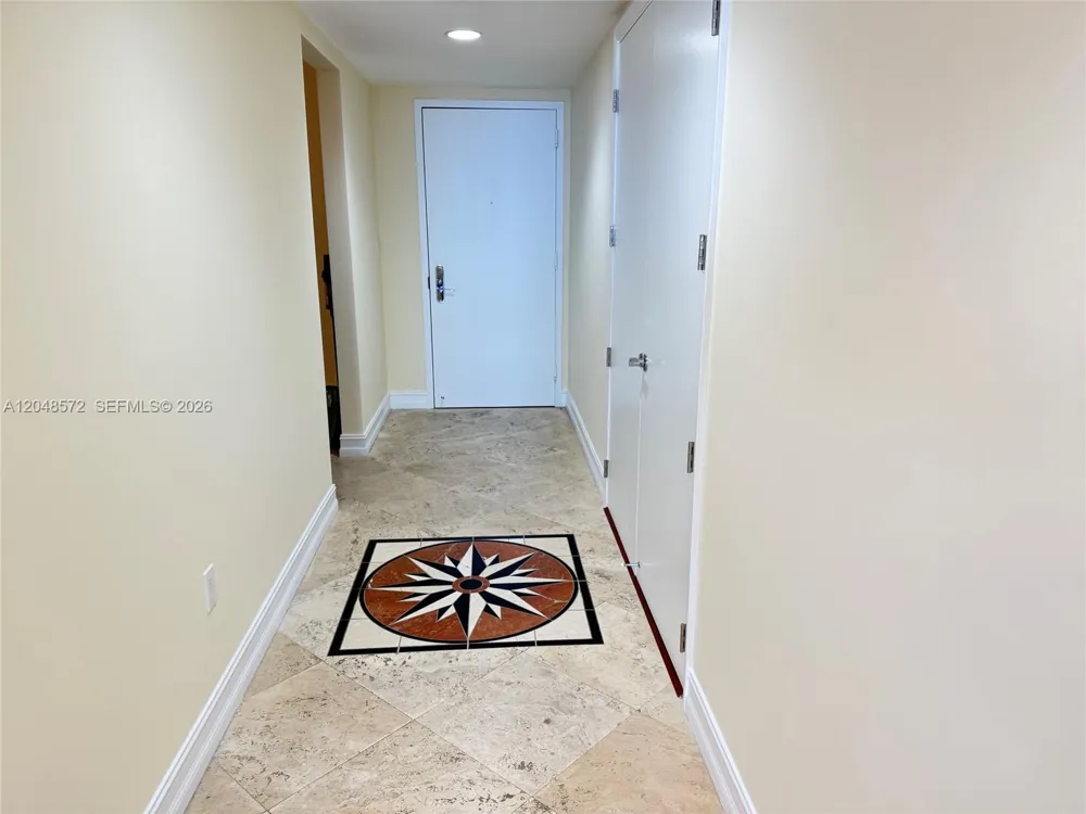 1800 S Ocean Dr #2203 Hallandale Beach, FL 33009