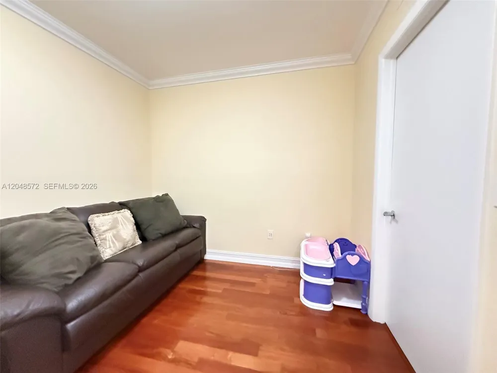 1800 S Ocean Dr #2203 Hallandale Beach, FL 33009