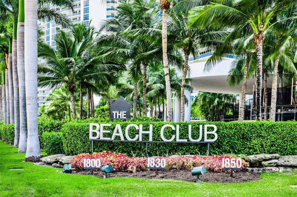 1800 S Ocean Dr #2203 Hallandale Beach, FL 33009
