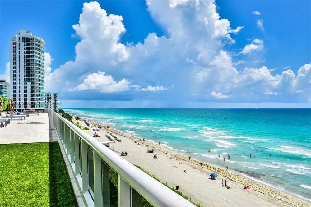 1800 S Ocean Dr #2203 Hallandale Beach, FL 33009