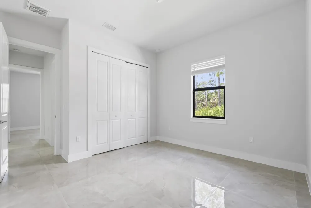 1412 22nd Avenue NE Naples, FL 34120