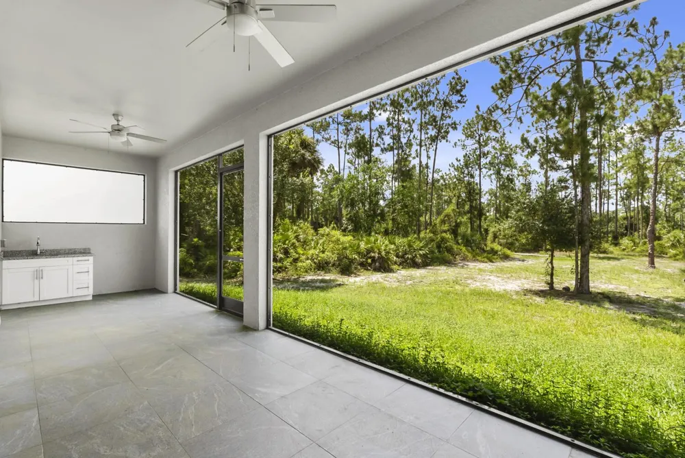 1412 22nd Avenue NE Naples, FL 34120