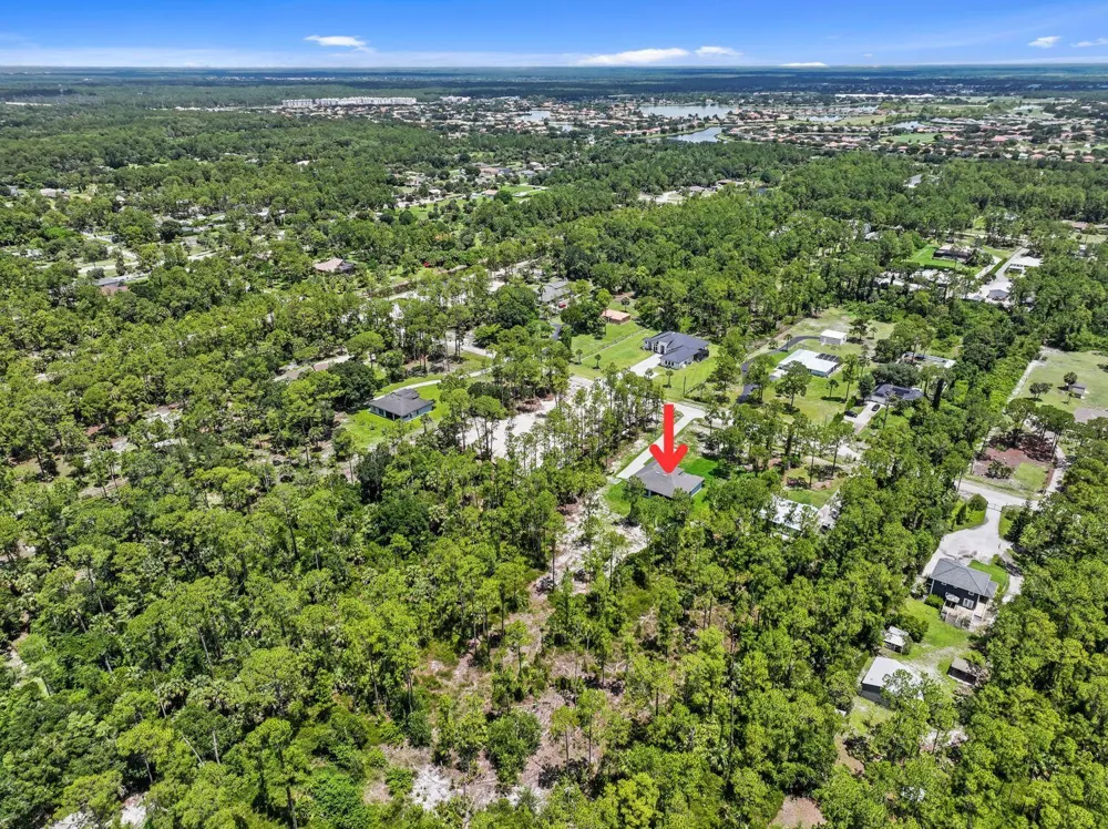 1412 22nd Avenue NE Naples, FL 34120