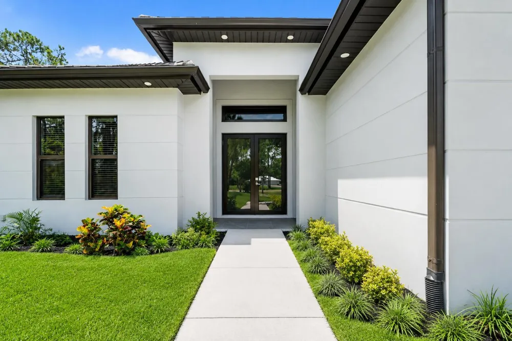 1412 22nd Avenue NE Naples, FL 34120