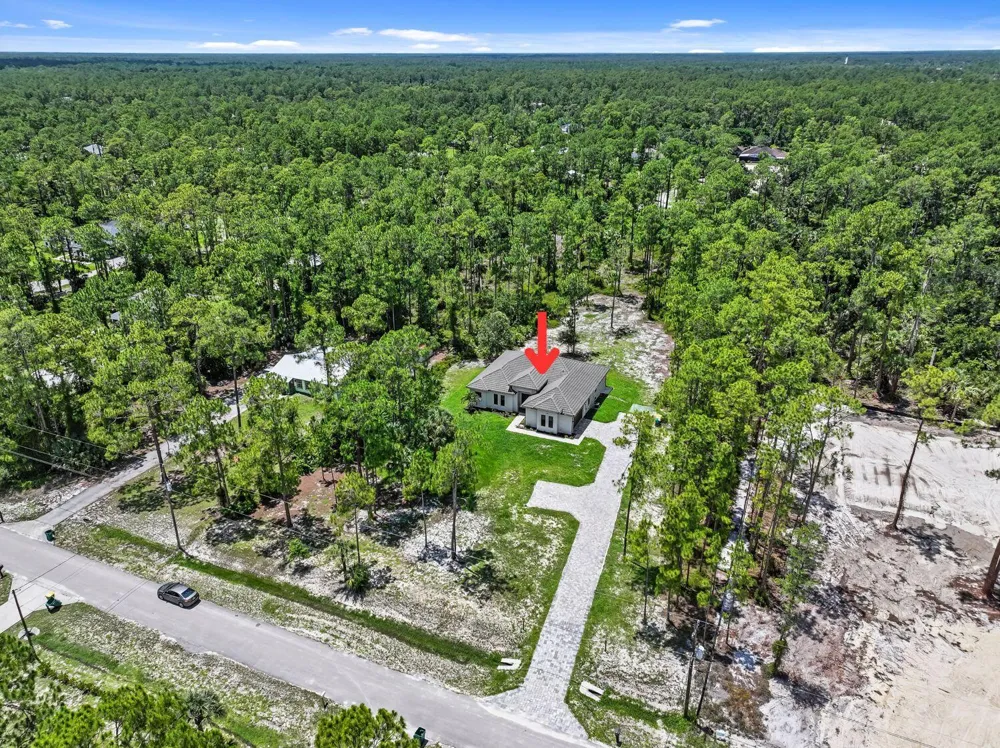 1412 22nd Avenue NE Naples, FL 34120