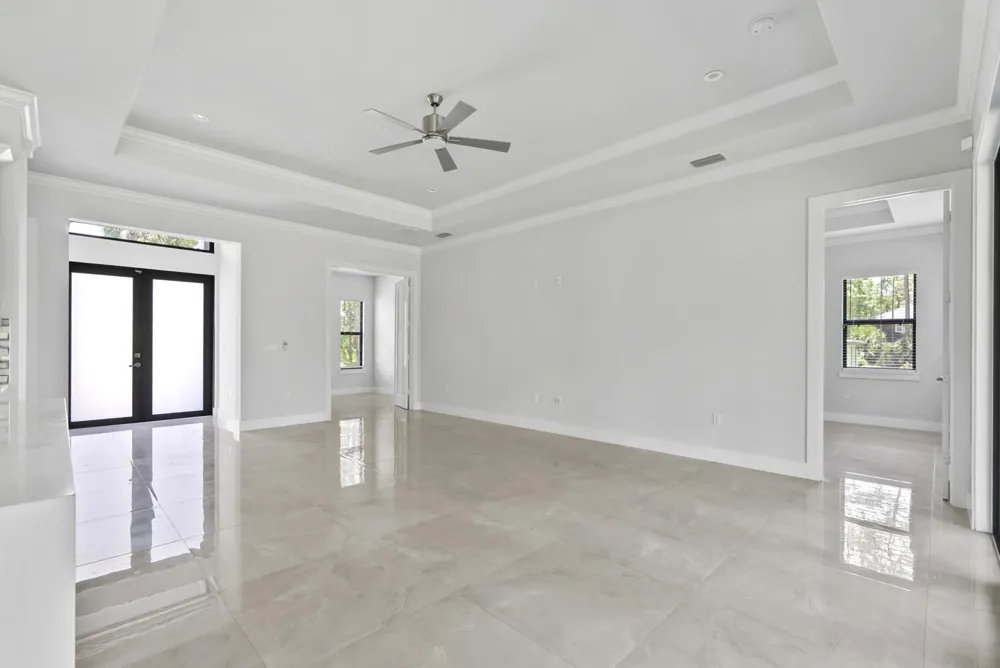 1412 22nd Avenue NE Naples, FL 34120