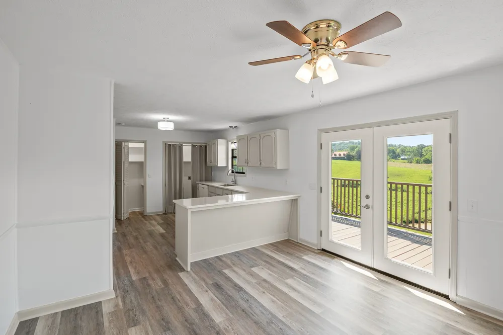 4635 Warrensburg Rd Greeneville, TN 37743