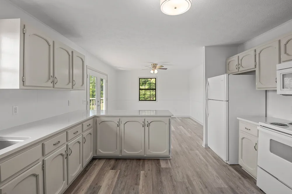 4635 Warrensburg Rd Greeneville, TN 37743