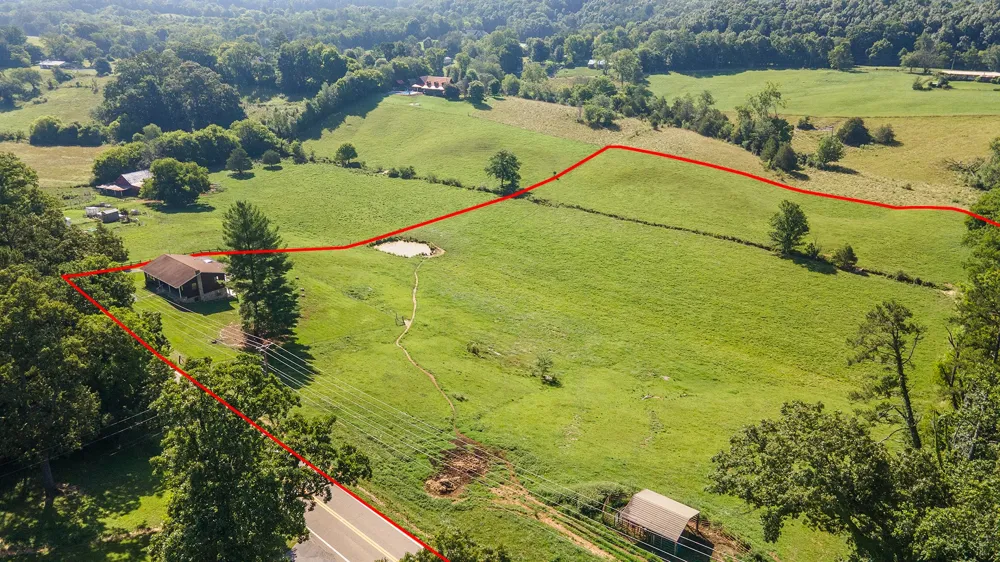 4635 Warrensburg Rd Greeneville, TN 37743