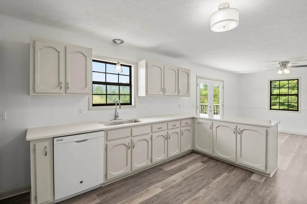 4635 Warrensburg Rd Greeneville, TN 37743