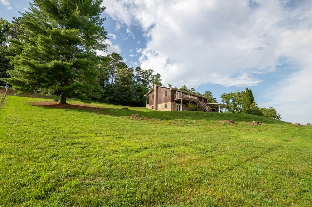 4635 Warrensburg Rd Greeneville, TN 37743