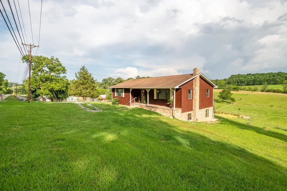 4635 Warrensburg Rd Greeneville, TN 37743