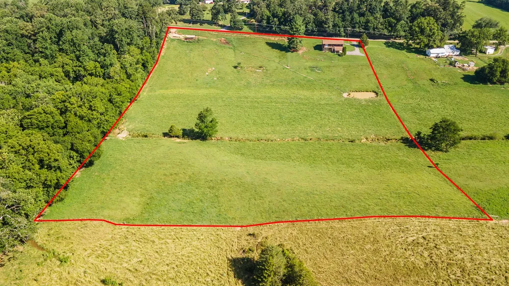 4635 Warrensburg Rd Greeneville, TN 37743