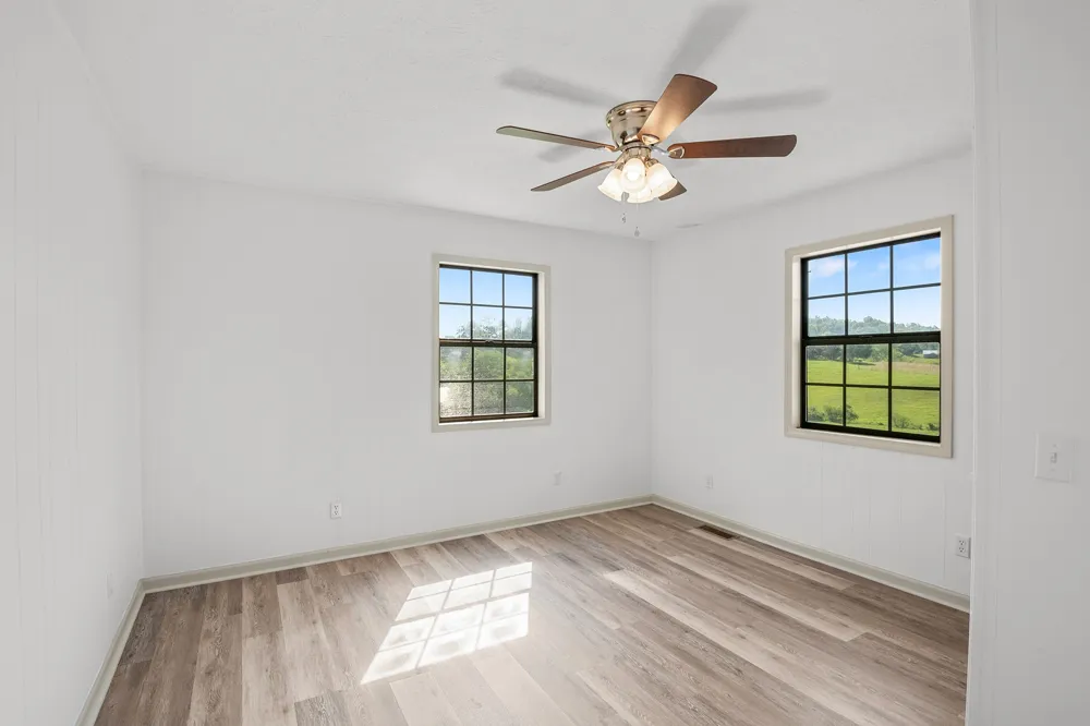 4635 Warrensburg Rd Greeneville, TN 37743