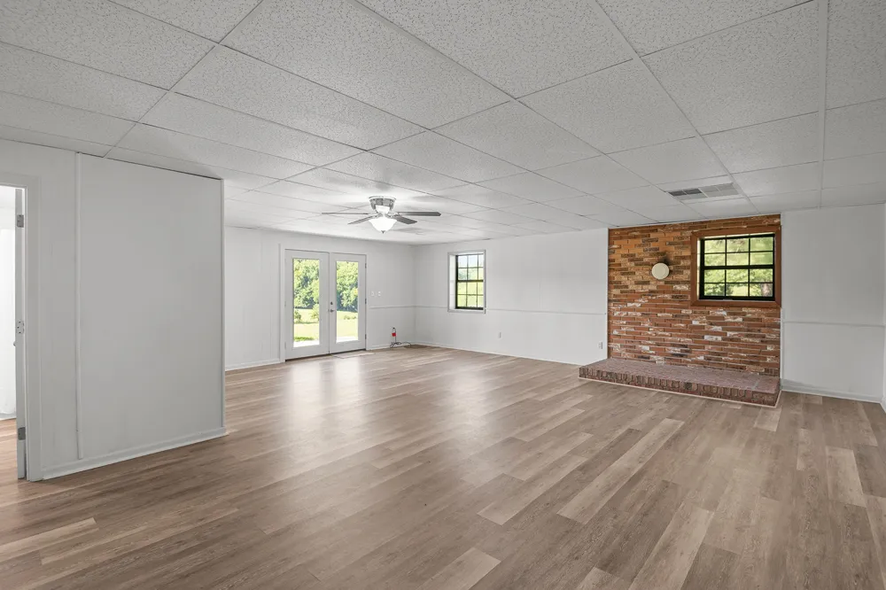 4635 Warrensburg Rd Greeneville, TN 37743