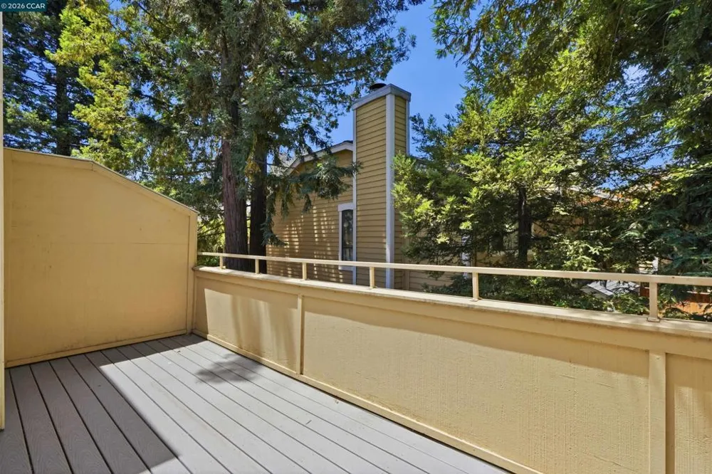 775 Center Ave Martinez, CA 94553