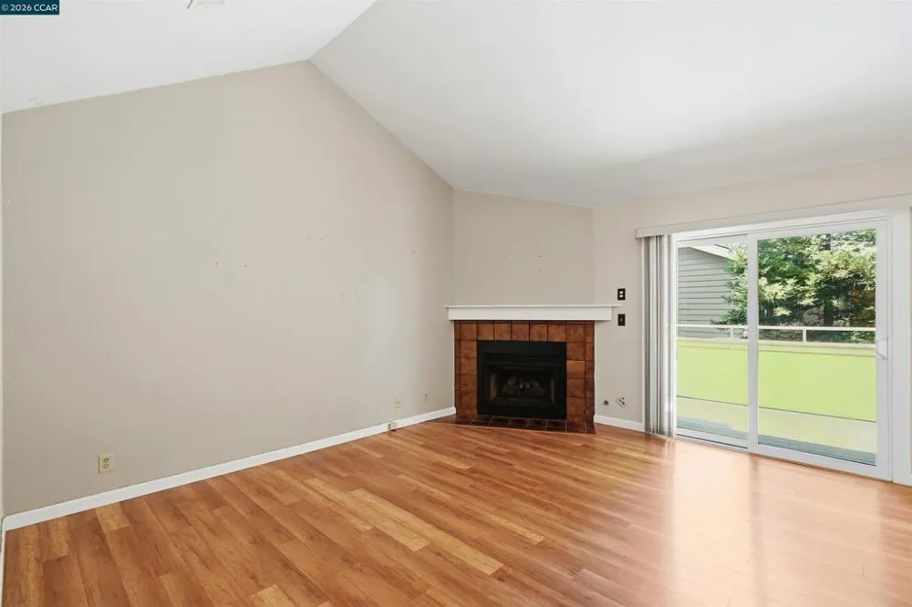 775 Center Ave Martinez, CA 94553