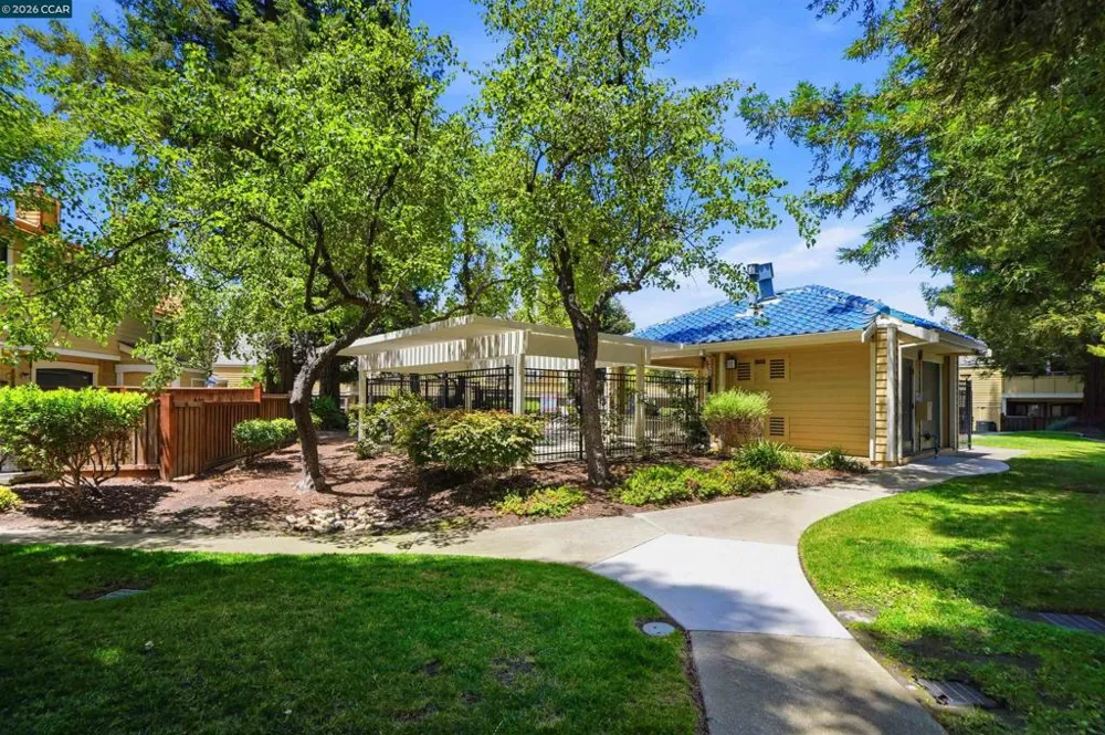 775 Center Ave Martinez, CA 94553