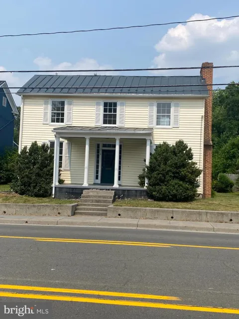 218 W MAIN STREET